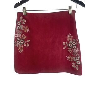 Mi Amici Francesca's Red‎ Faux Suede Embroidered Floral Mini Skirt Women's M
